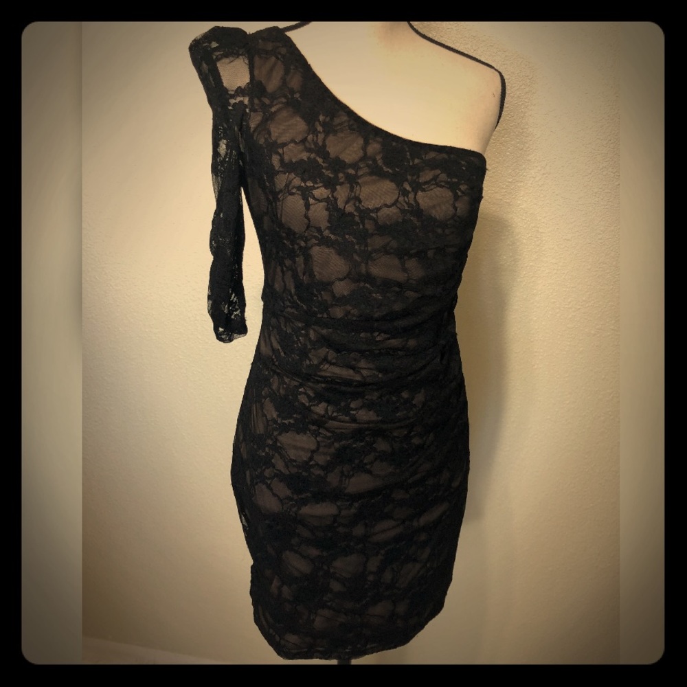 One Sleeve Black Lace Mini Cocktail Dress